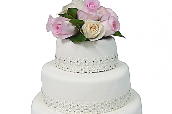 small-three-tier-iced-wedding-cake11D58DD5-14FC-B0DB-C883-91F5859622B6.jpg